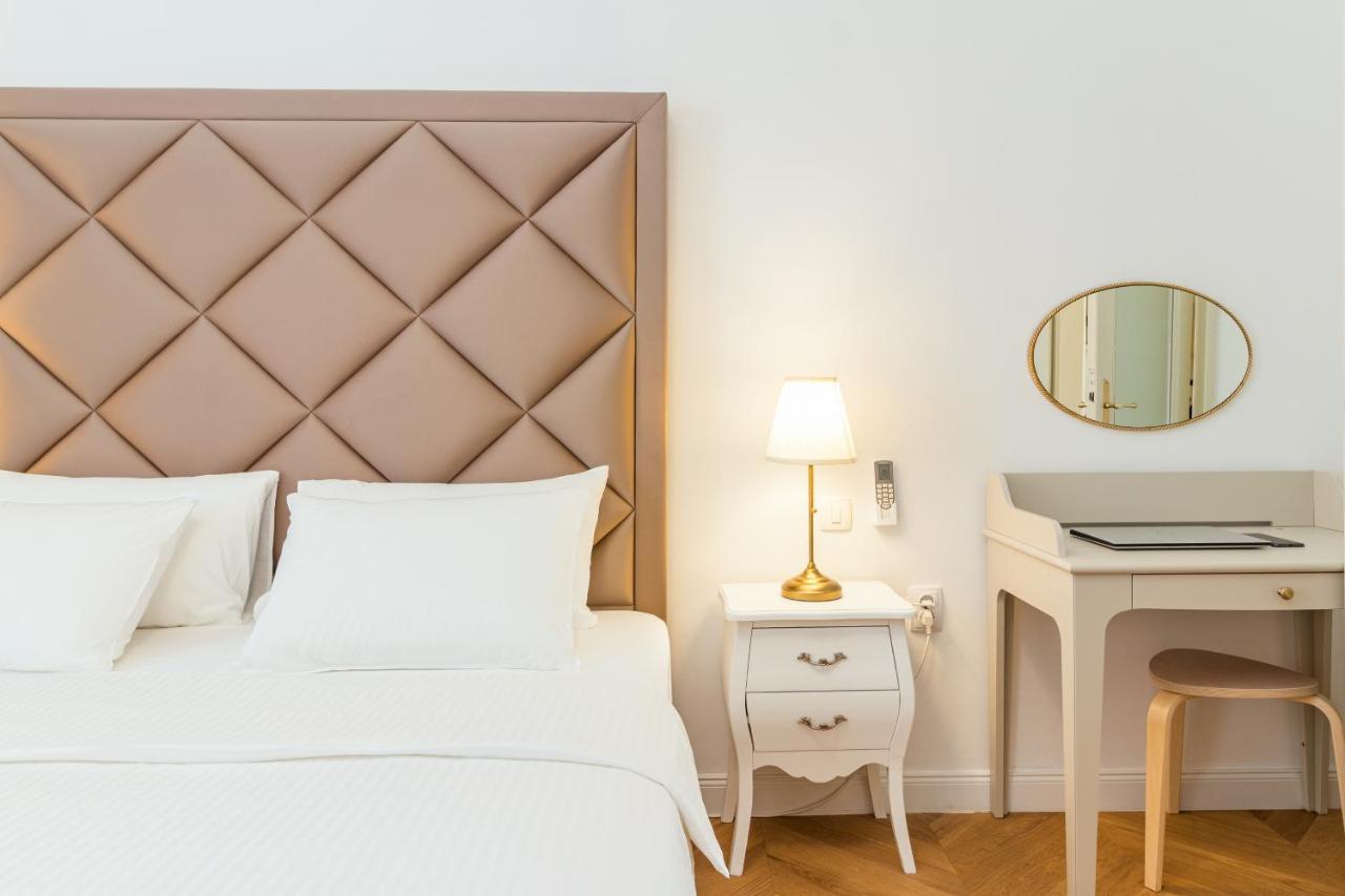 Apartment Augier - Elegant & Spacious - City Centre Pula Ngoại thất bức ảnh