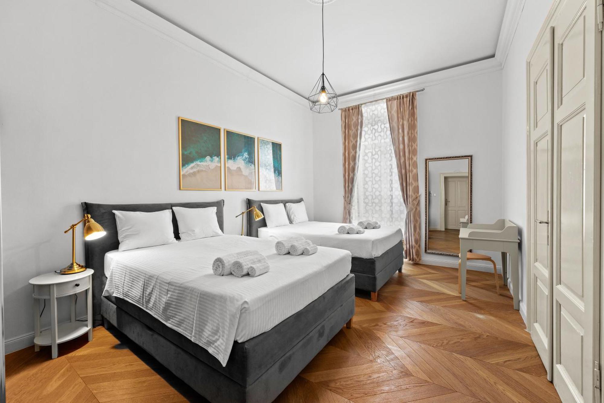 Apartment Augier - Elegant & Spacious - City Centre Pula Ngoại thất bức ảnh